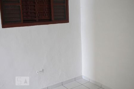 Quarto 1 de casa para alugar com 2 quartos, 120m² em Chácara Califórnia, São Paulo