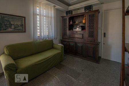 Sala de Estar de apartamento para alugar com 3 quartos, 70m² em Jardim Apipema, Salvador