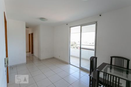 Sala de apartamento para alugar com 3 quartos, 80m² em São Francisco, Belo Horizonte