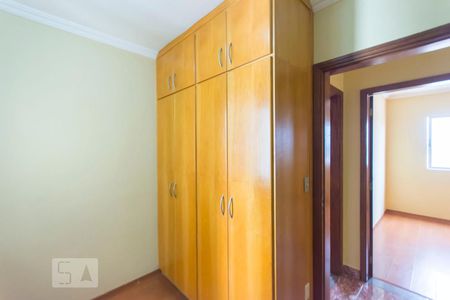 Quarto 01 de apartamento para alugar com 3 quartos, 65m² em Vila Anhangüera, Campinas