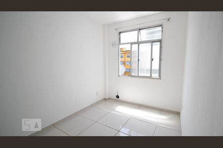 Quarto 2 de apartamento para alugar com 2 quartos, 48m² em Inhaúma, Rio de Janeiro