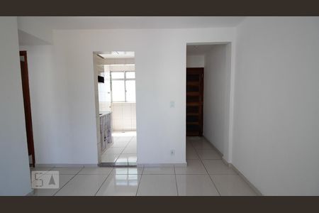 Sala de apartamento para alugar com 2 quartos, 48m² em Inhaúma, Rio de Janeiro