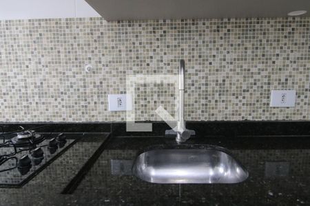 Cozinha de apartamento para alugar com 1 quarto, 35m² em Vila Guilhermina, São Paulo