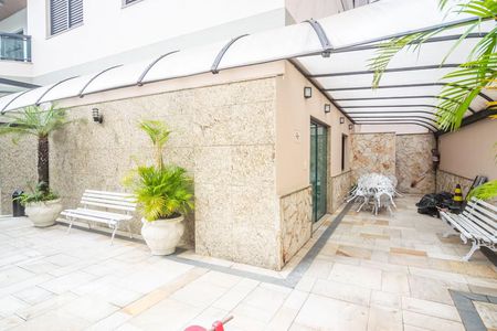 Apartamento à venda com 117m², 3 quartos e 2 vagas Apartamento à venda com 117m², 3 quartos e 2 vagasÁrea comum