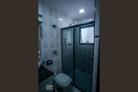 Apartamento à venda com 117m², 3 quartos e 2 vagas Apartamento à venda com 117m², 3 quartos e 2 vagasBanheiro da Suíte 1