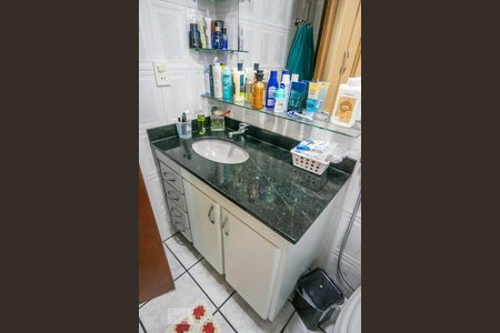 Apartamento à venda com 117m², 3 quartos e 2 vagas Apartamento à venda com 117m², 3 quartos e 2 vagasBanheiro da Suíte 1