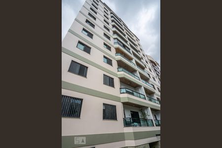 Apartamento à venda com 117m², 3 quartos e 2 vagas Apartamento à venda com 117m², 3 quartos e 2 vagasFachada