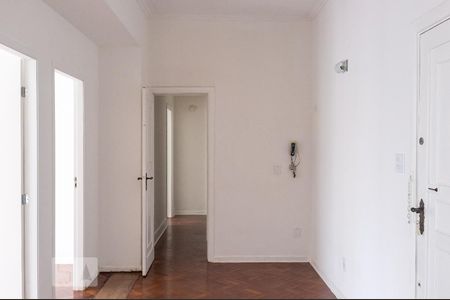 Entrada de apartamento à venda com 3 quartos, 98m² em Centro Histórico de São Paulo, São Paulo