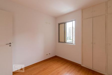 Quarto  de apartamento para alugar com 1 quarto, 42m² em Indianópolis, São Paulo