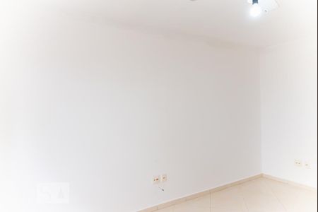 Sala de casa de condomínio à venda com 2 quartos, 72m² em Vila Sílvia, São Paulo