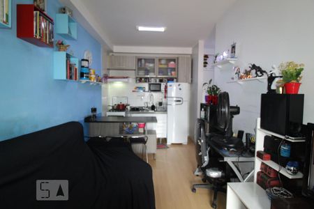 Sala de kitnet/studio à venda com 1 quarto, 42m² em Nova Gerti, São Caetano do Sul