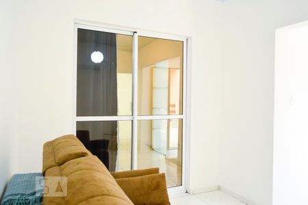 Casa à venda com 2 quartos, 180m² em Fazenda da Juta, São Paulo