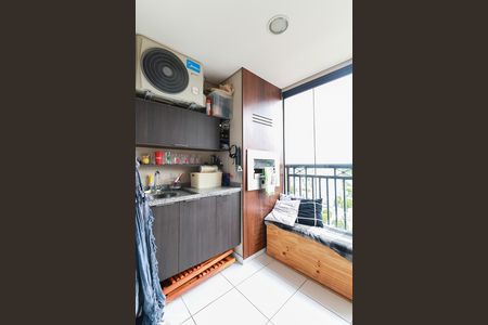 Varanda gourmet de apartamento à venda com 2 quartos, 60m² em Vila Osasco, Osasco