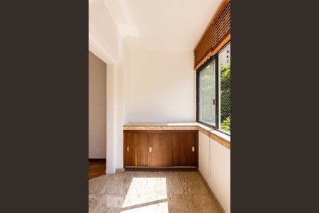 varanda de apartamento para alugar com 3 quartos, 110m² em República, São Paulo