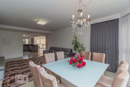 Sala de apartamento à venda com 4 quartos, 193m² em Centro, Canoas