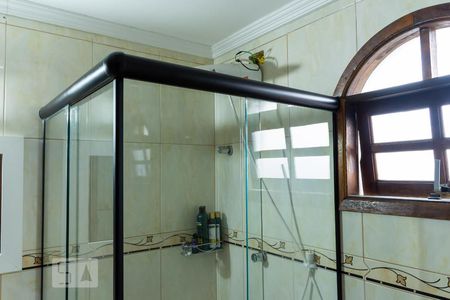 Casa para alugar com 162m², 3 quartos e 2 vagas Casa para alugar com 162m², 3 quartos e 2 vagasDetalhe do Banheiro da Suite 2 e 3 - Box