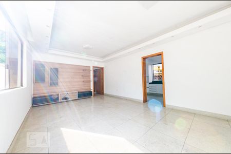 Sala de apartamento para alugar com 4 quartos, 100m² em Minas Brasil, Belo Horizonte