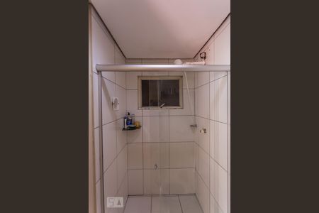 Banheiro de apartamento para alugar com 2 quartos, 51m² em Partenon, Porto Alegre