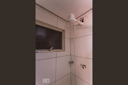 Banheiro de apartamento para alugar com 2 quartos, 51m² em Partenon, Porto Alegre