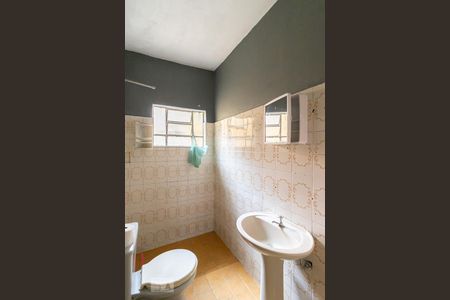 Banheiro de casa à venda com 1 quarto, 40m² em Parque Santa Madalena, São Paulo