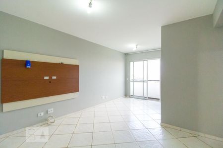 Sala de apartamento para alugar com 3 quartos, 78m² em Vila Amélia, São Paulo