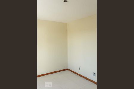 Quarto 1 de apartamento para alugar com 2 quartos, 68m² em Camaquã, Porto Alegre