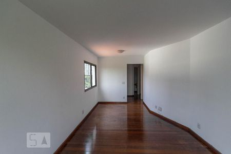 Sala de apartamento para alugar com 3 quartos, 96m² em Cidade Monções, São Paulo