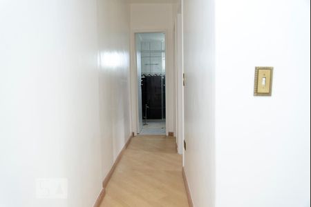 Corredor de apartamento para alugar com 2 quartos, 62m² em Vila Prudente, São Paulo