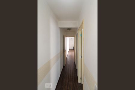 Corredor de apartamento à venda com 2 quartos, 57m² em Sítio Pinheirinho, São Paulo