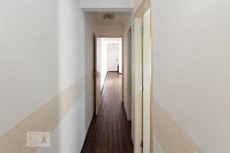 Corredor de apartamento à venda com 2 quartos, 57m² em Sítio Pinheirinho, São Paulo