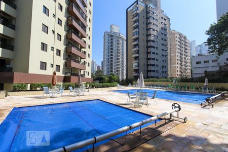Apartamento para alugar com 116m², 2 quartos e 2 vagas Apartamento para alugar com 116m², 2 quartos e 2 vagasPiscina