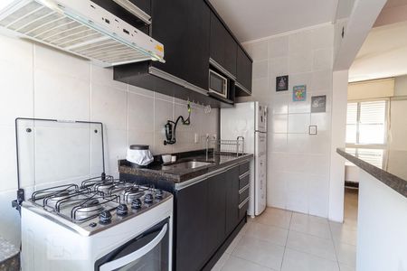 Cozinha de apartamento à venda com 1 quarto, 54m² em São João, Porto Alegre