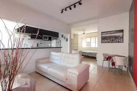 Sala de apartamento à venda com 1 quarto, 54m² em São João, Porto Alegre