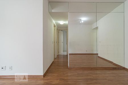 Corredor de apartamento para alugar com 3 quartos, 67m² em Freguesia (jacarepaguá), Rio de Janeiro