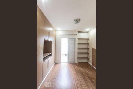 Suite 1 de casa de condomínio para alugar com 2 quartos, 96m² em Vila Ema, São Paulo