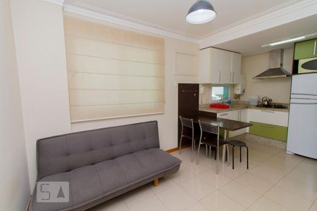 Sala de apartamento para alugar com 1 quarto, 50m² em Centro, Florianópolis