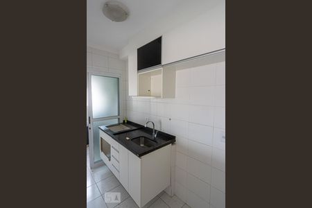 Cozinha de apartamento à venda com 3 quartos, 76m² em Vila Carrão, São Paulo