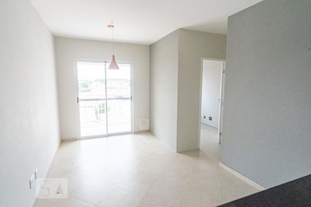 Sala de apartamento para alugar com 3 quartos, 76m² em Vila Carrão, São Paulo