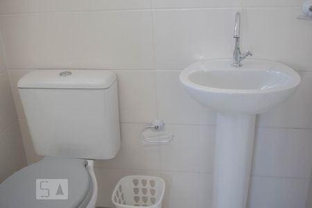 Banheiro de apartamento para alugar com 1 quarto, 40m² em Vila California, São Paulo