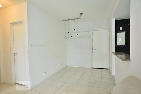 Sala de apartamento à venda com 2 quartos, 58m² em Jacarepaguá, Rio de Janeiro