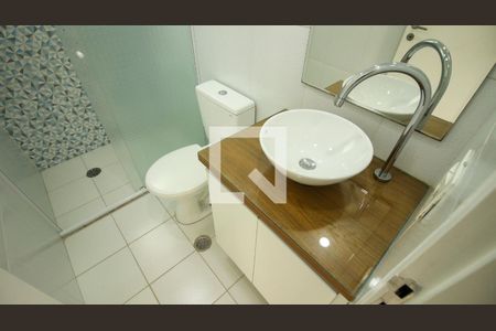 Apartamento à venda com 60m², 3 quartos e 1 vaga Apartamento à venda com 60m², 3 quartos e 1 vagaBanheiro Social