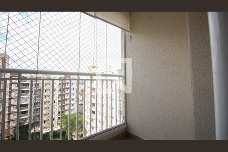 Apartamento à venda com 60m², 3 quartos e 1 vaga Apartamento à venda com 60m², 3 quartos e 1 vagaSacada/Vista
