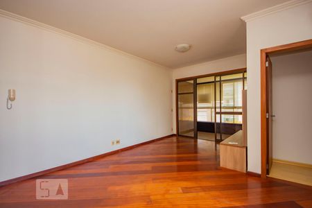 Sala  de apartamento à venda com 3 quartos, 107m² em São João, Porto Alegre