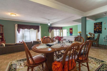 Sala de casa para alugar com 4 quartos, 360m² em Guabirotuba, Curitiba