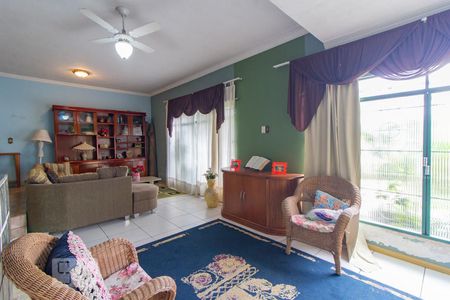 Sala de casa para alugar com 4 quartos, 360m² em Guabirotuba, Curitiba