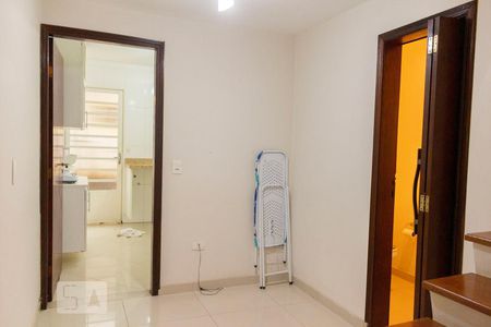 Sala de casa para alugar com 3 quartos, 140m² em Jardim Aurelia, São Paulo