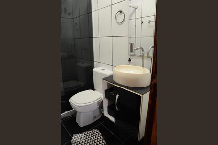 Banheiro de casa para alugar com 2 quartos, 57m² em Rio Branco, Canoas