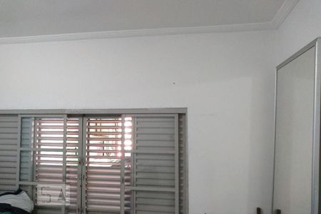 Quarto 1 de casa para alugar com 2 quartos, 65m² em Vila Hamburguesa, São Paulo