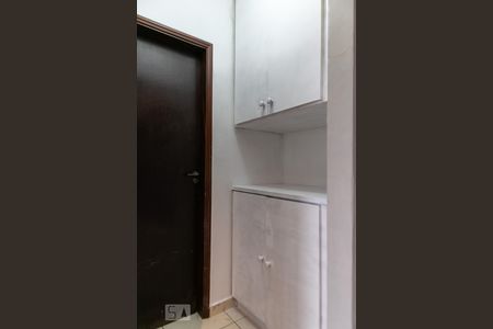 Corredor de apartamento para alugar com 1 quarto, 51m² em Ponta da Praia, Santos