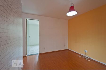 Sala de apartamento à venda com 2 quartos, 41m² em Conjunto Residencial José Bonifácio, São Paulo